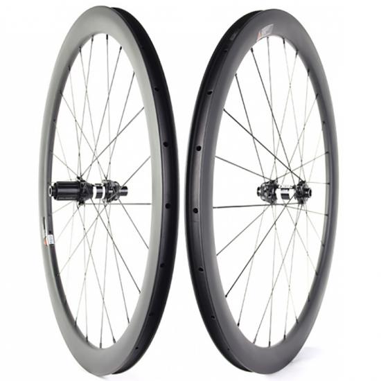 700C Carbon Wheels Disc Brakes